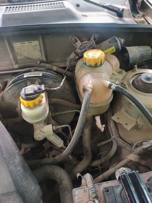 Автомобіль Daewoo sens