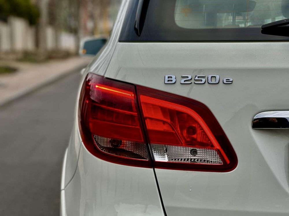 Mercedes-Benz B- Class 2017
