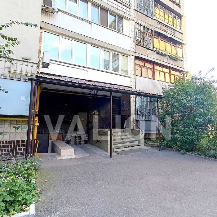 Двокімнатна квартира пр-т Голосіївський 108, метро Васильківська ВДН