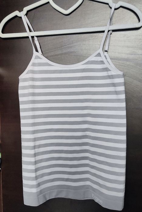 Koszulka na ramiączkach rozmiar S