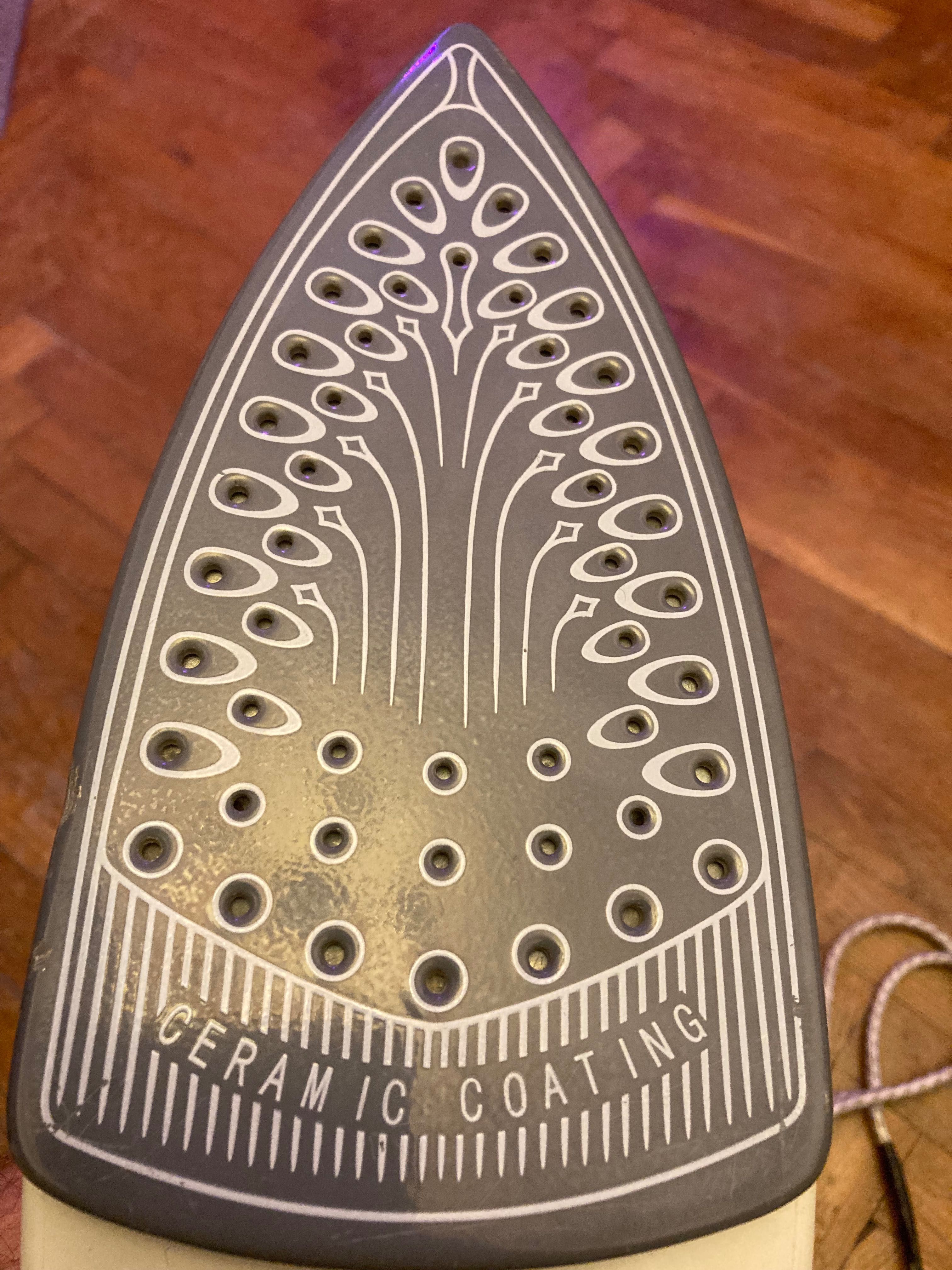 Żelazko Ciatronic 2200W (model DB 3061 K) - stan dobry