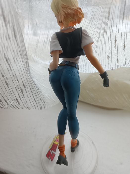 Фігурка аниме. Нова.