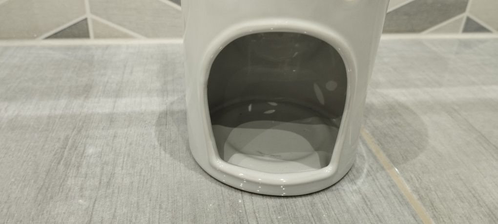 Kominek biały do podgrzewaczy na olejki zapachowe tuba NOWY
Wymiary: