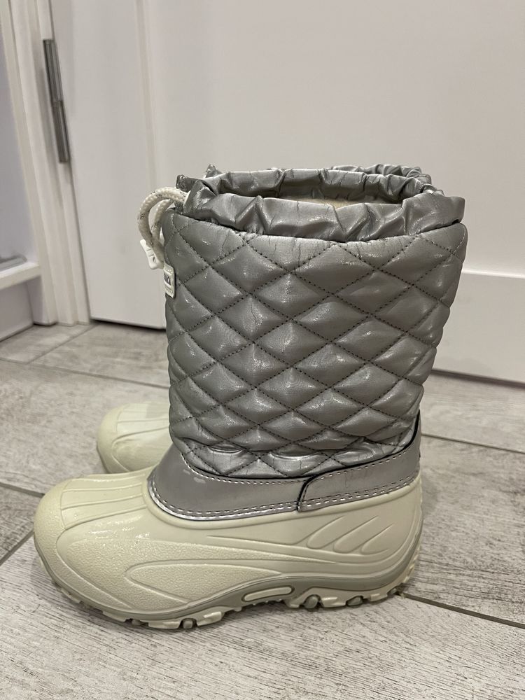 Зимові непромокаючі чобітки на дівчинку 31 розмір