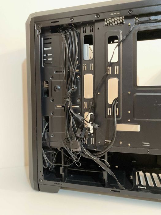 Obudowa komputerowa SilentiumPC Regnum RG4 Pure Black z wentylatorami