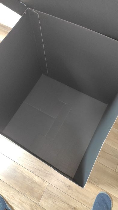 Коробка-сюрприз для шаров или вашего подарка. 70*70*70 
Размер 70х70х7