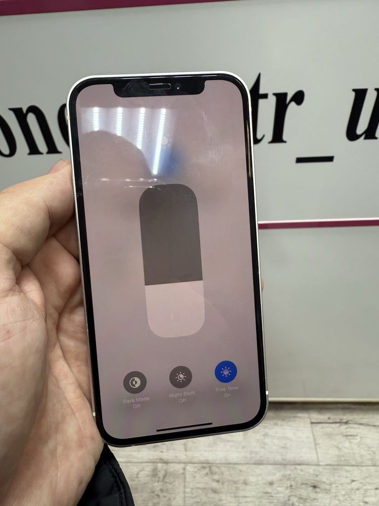 iPhone 12 128 gb все працює