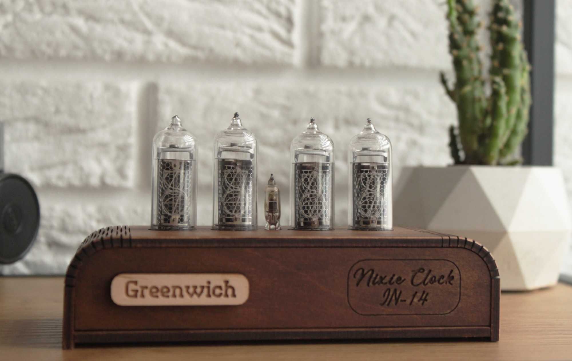 Годинник nixie clock на лампах, индикаторах ИН-14