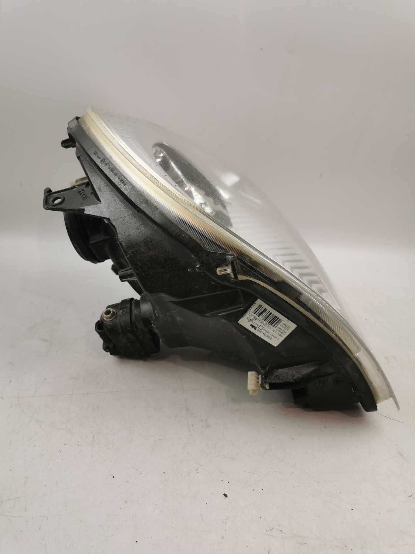 Lampa Lewa przód przednia  Renault Kangoo I LIFT