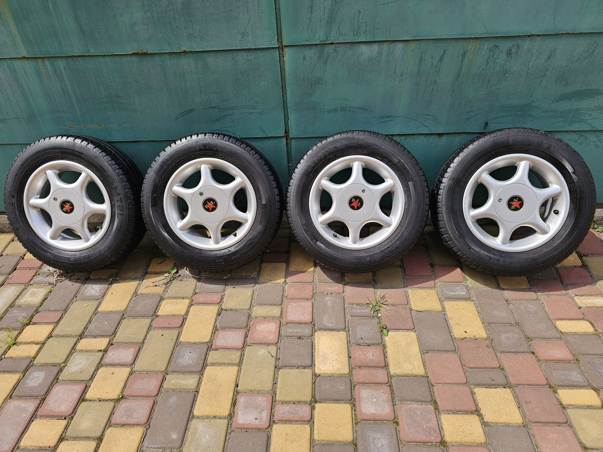 Диски легкосплавні з гумою r13