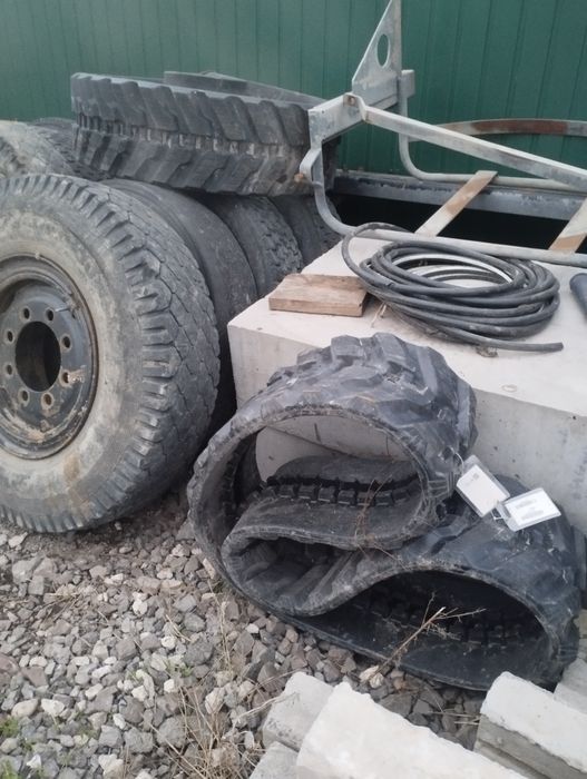 Продам гусениці до міні екскаватора