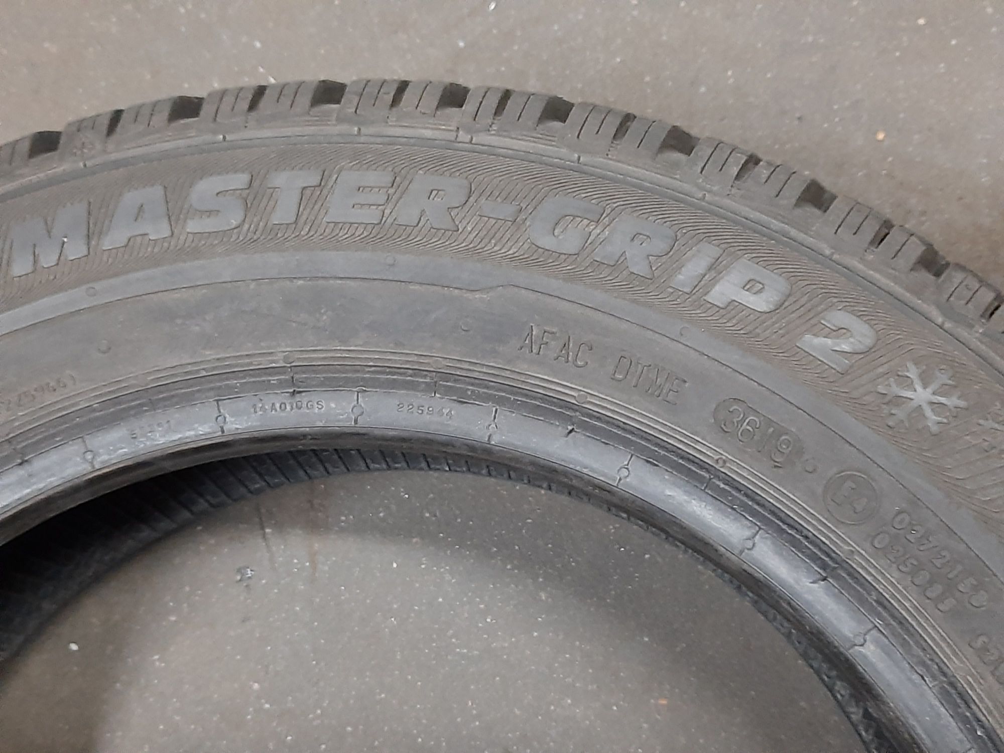 Opona 165/65R14 79T Semperit Master-Grip 2