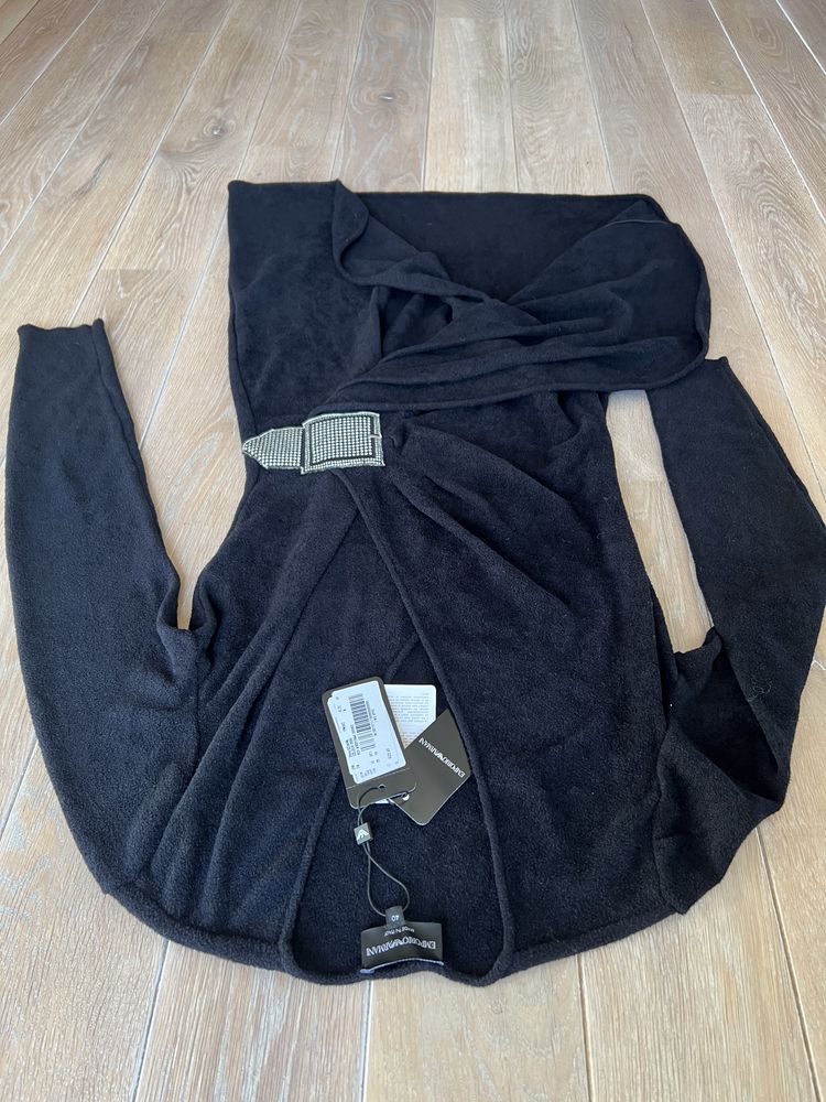Emporio Armani nowa sukienka r 40 .