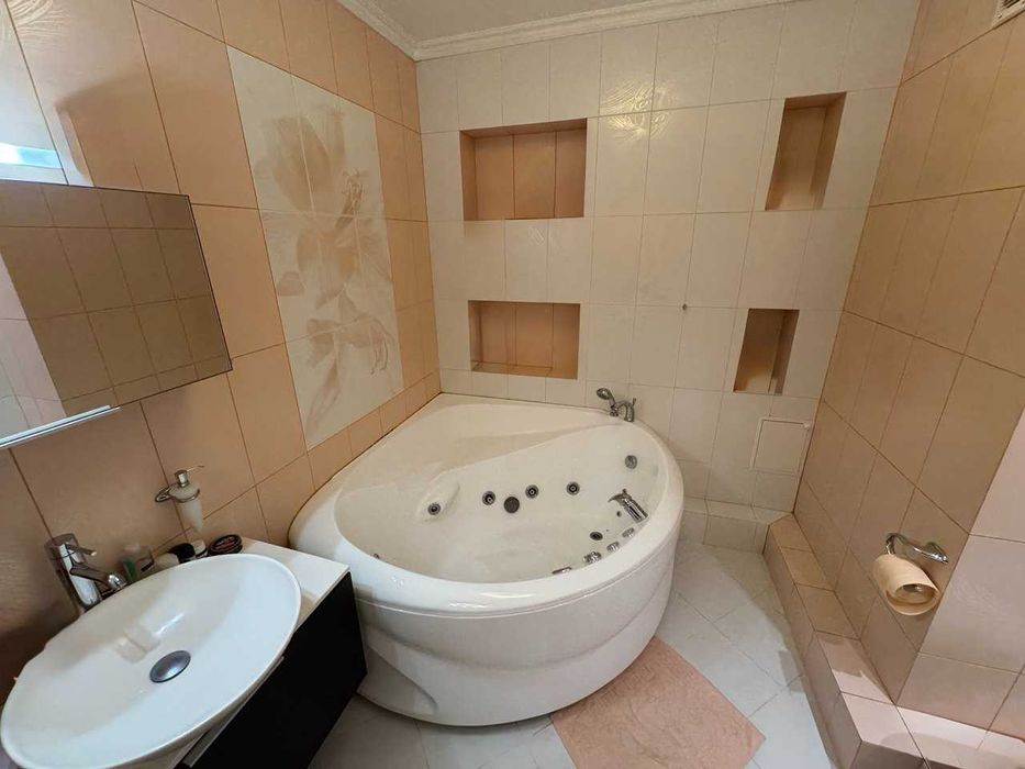 Продаж 3 кім кв. ЖК Парковий, бульвар Миколи Руденка (Кольцова) 14 Д