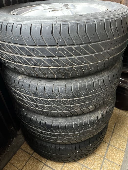 Продам диски «Хонда» (5 болтів) з гумою (195/65/R15)
