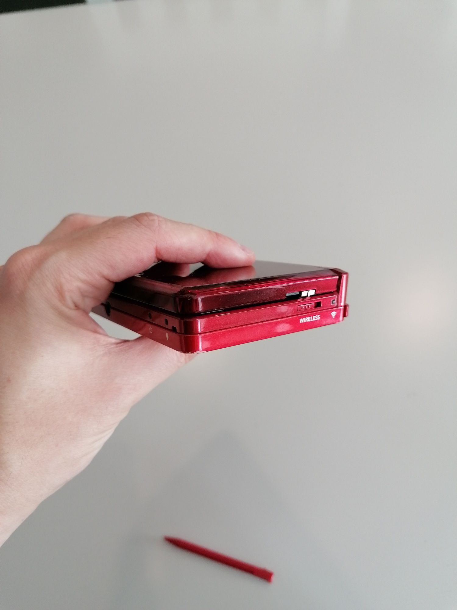 Nintendo 3DS Vermelha 32GB Homebrew
