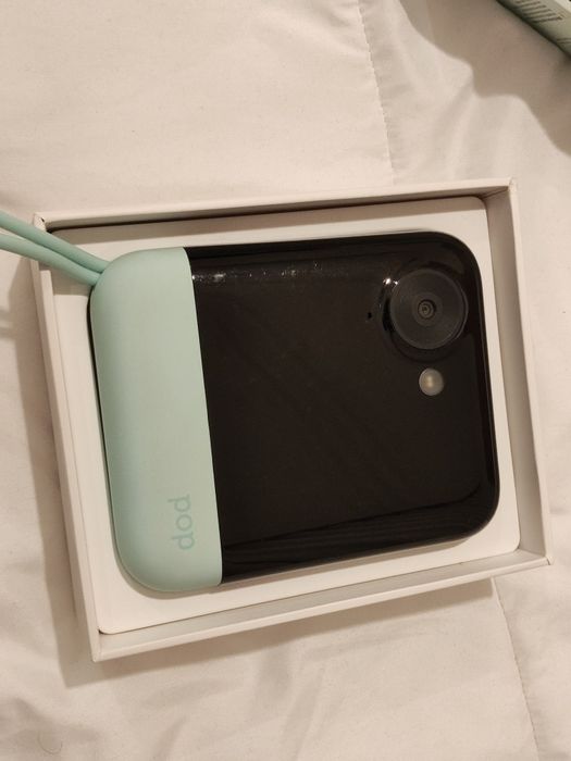Polaroid POP – Câmara Instantânea com Ecrã Tátil
