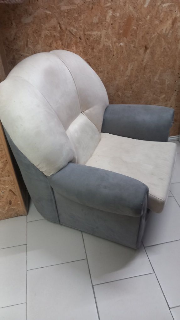 Terno de sofás como novos