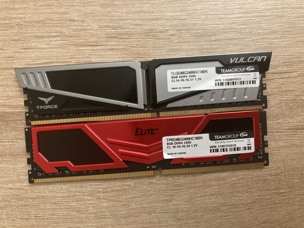 Оперативка DDR4 16GB 8x2 2400MHz