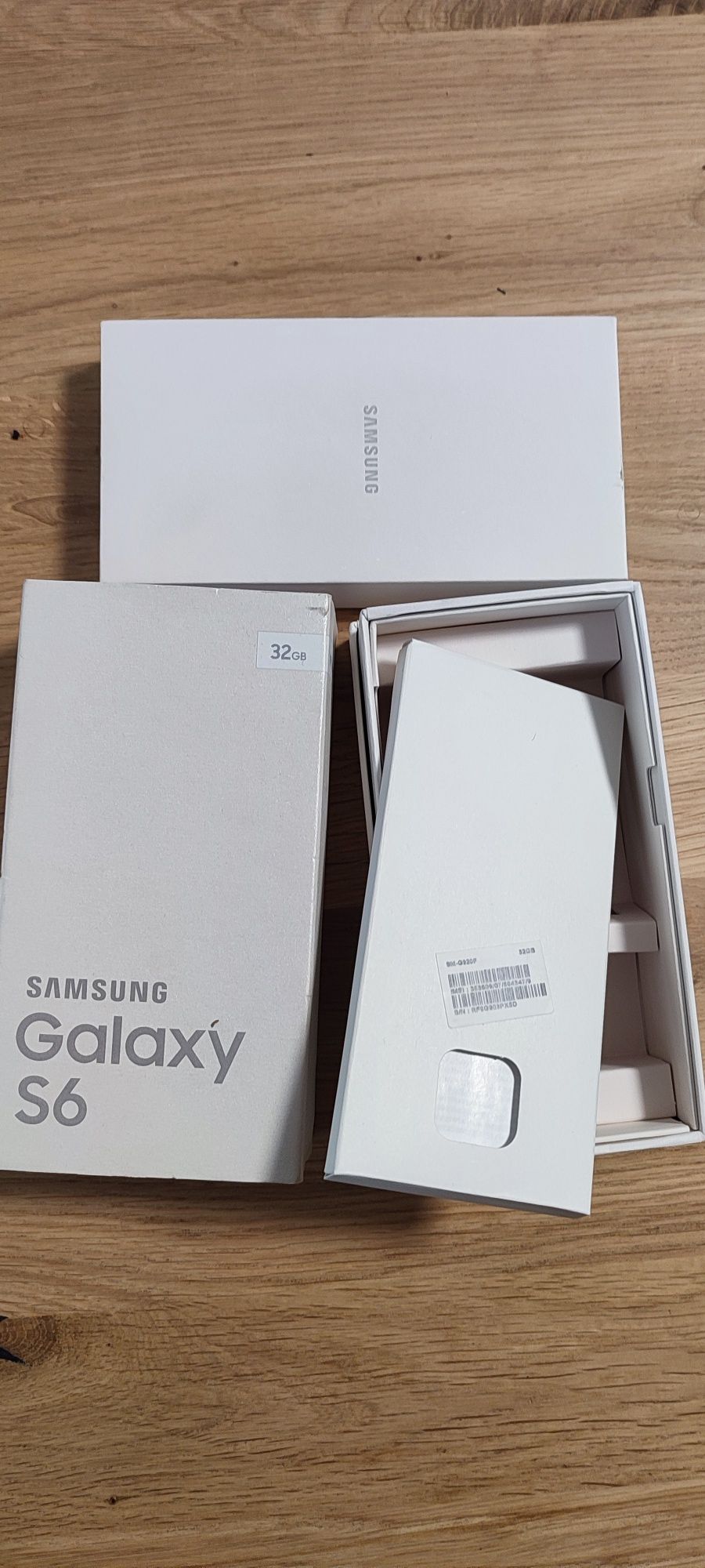 Pudełku Samsung Galaxy s6 32gb White Pearl