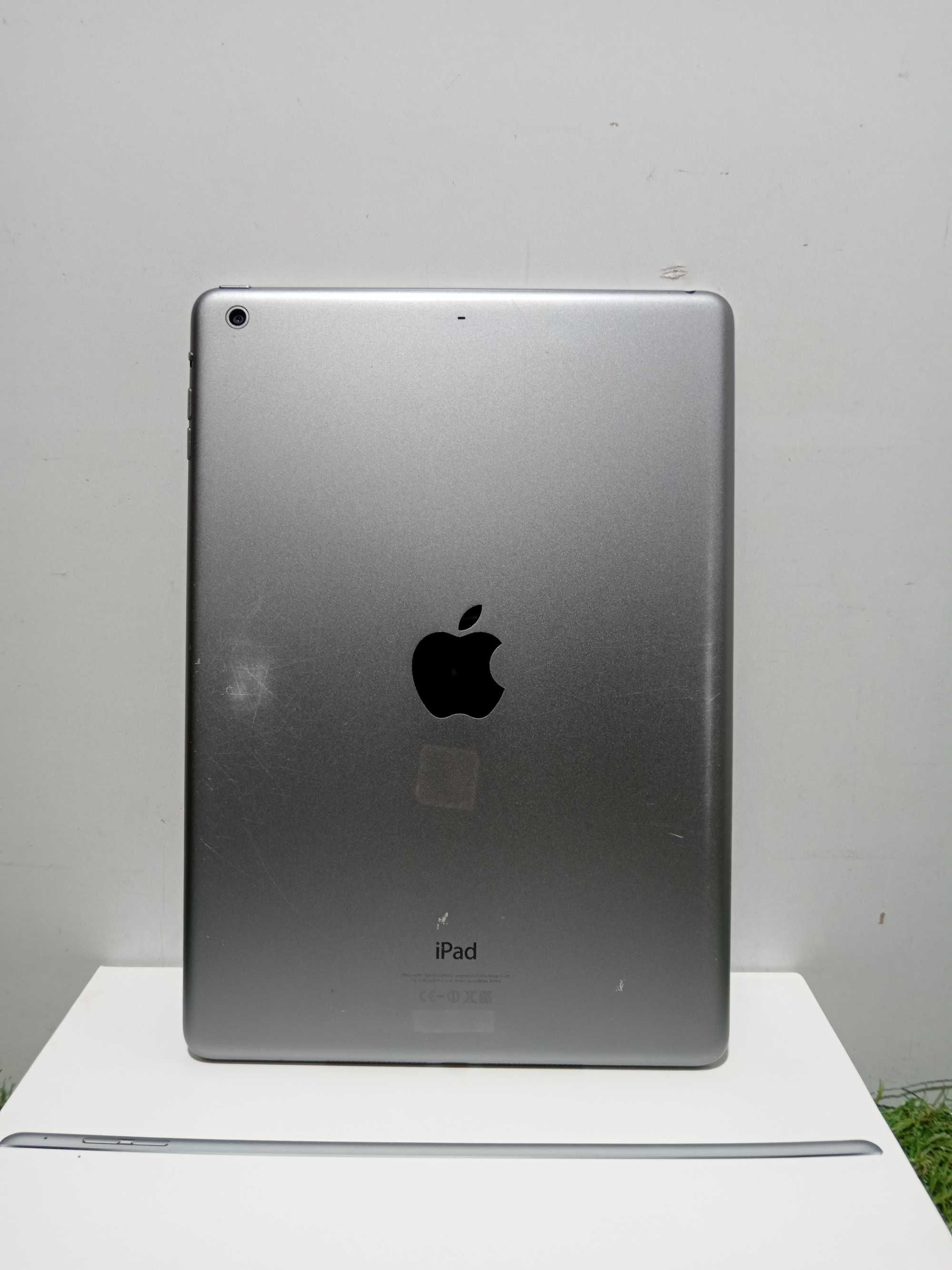 Apple iPad Air 1 (A1474/16 ГБ/Batt 85%) (9)