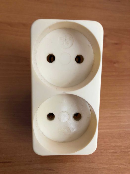 Rozgałęźnik złodziejka 10-16A 250V rozdzielacz odgałęźnik