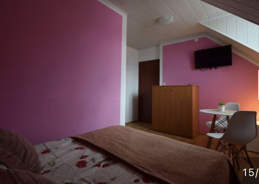 Sylwesyer  Caly Dom do wynajecia..Wolne  pokoje nad Soliną Pokoje nocl