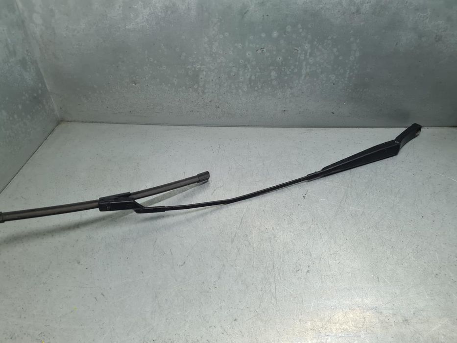 Haste / braço de escova limpa vidros frente direita SEAT Leon SC (5F5)