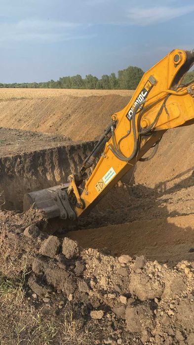 Аренда и услуги спецтехники + jcb экскаватор , Оренда екскаватора