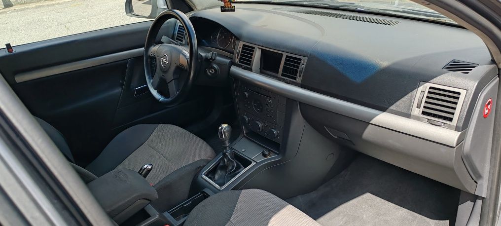 Opel Vectra Caravan 1.9 CDTI