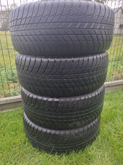 Opona opony Bridgestone 225/55R17