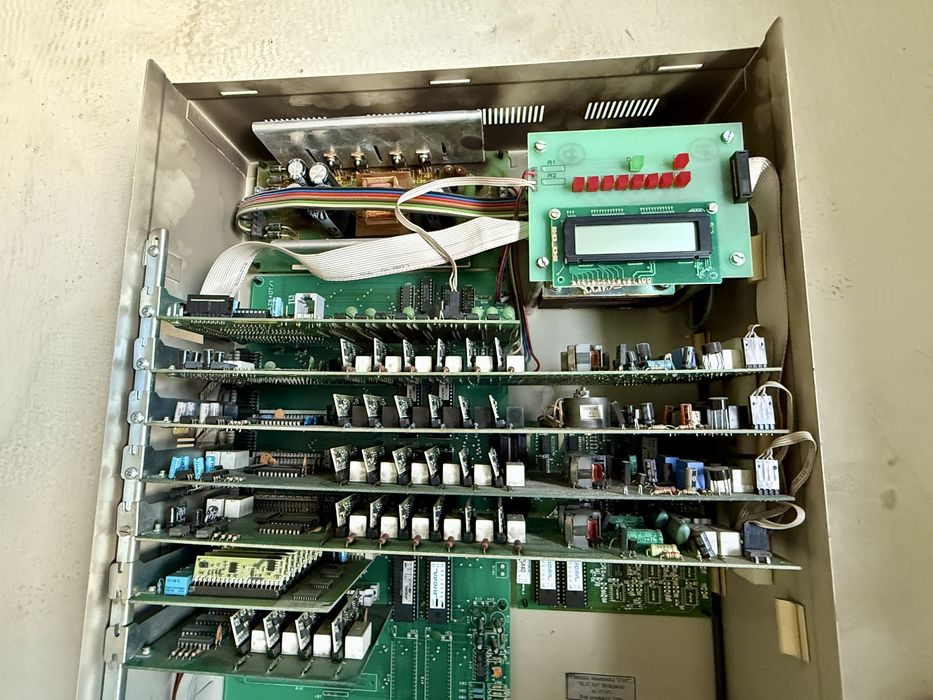 SLICAN CMT 8/64 abonencka centrala telefoniczna