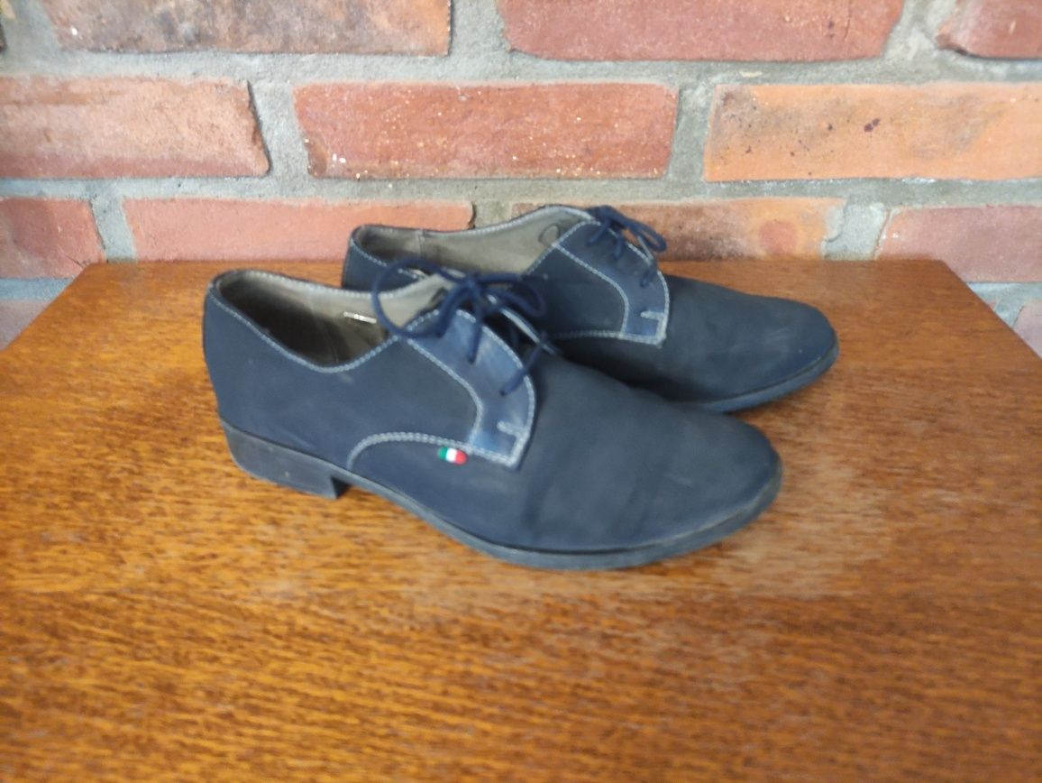 Buty chłopięce Kornecki pantofle rozmiar 38