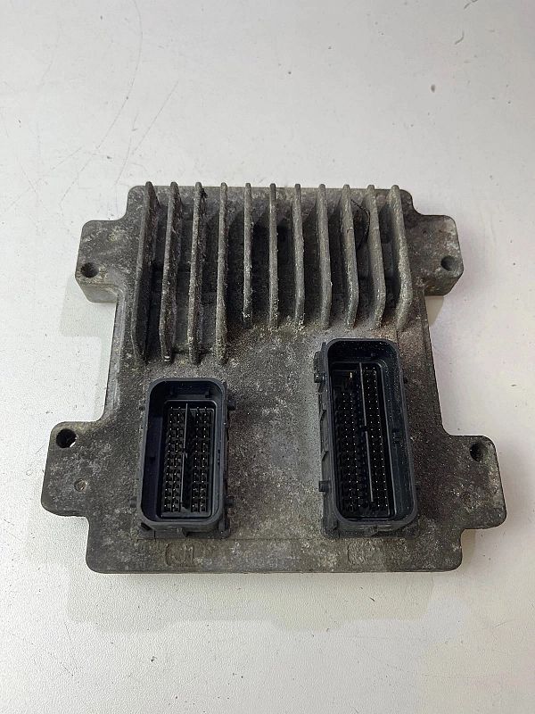 Sterownik silnika Opel Corsa D 1.4 AAT4 E83