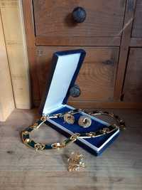 Etui na biżuterię pudełko do ekspozycji kolczyki bransoletka stare