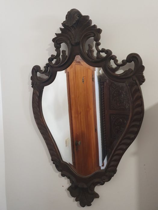 Conjunto de Mobiliário Antigo – Estilo Indo-Português / Barroco Reviva