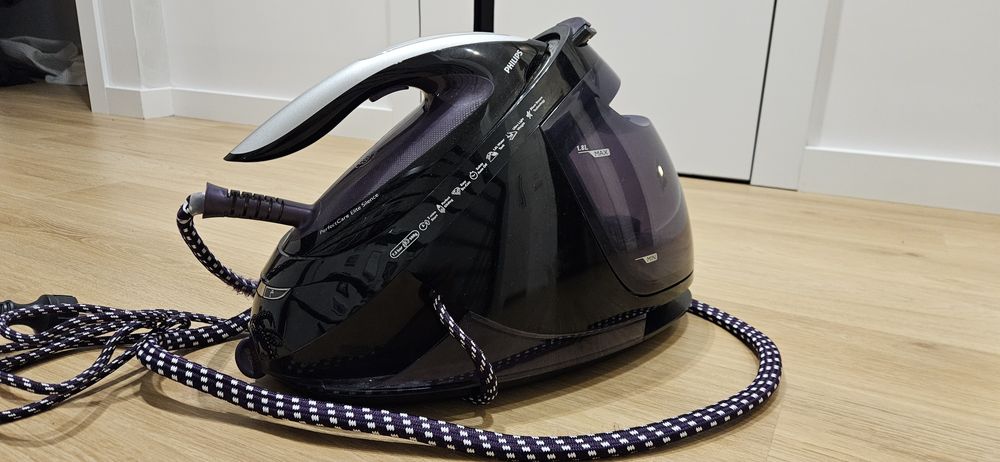 Philips Żelazko z generatorem pary PerfectCare Elite Silence
