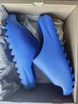 Yeezy Slide Azure