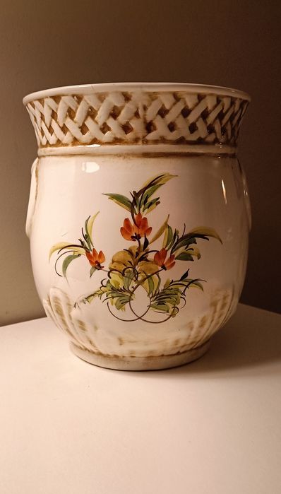 Cerâmica pintura mão
