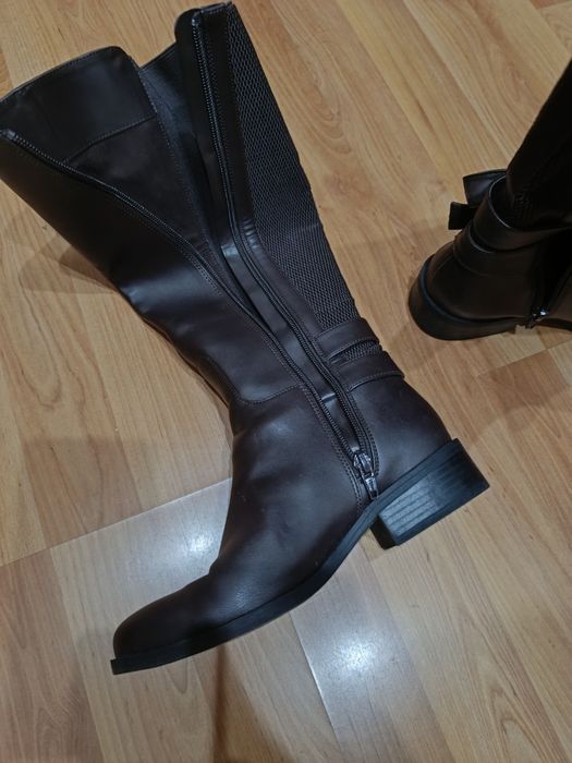 Botas senhora. Parfois. 35