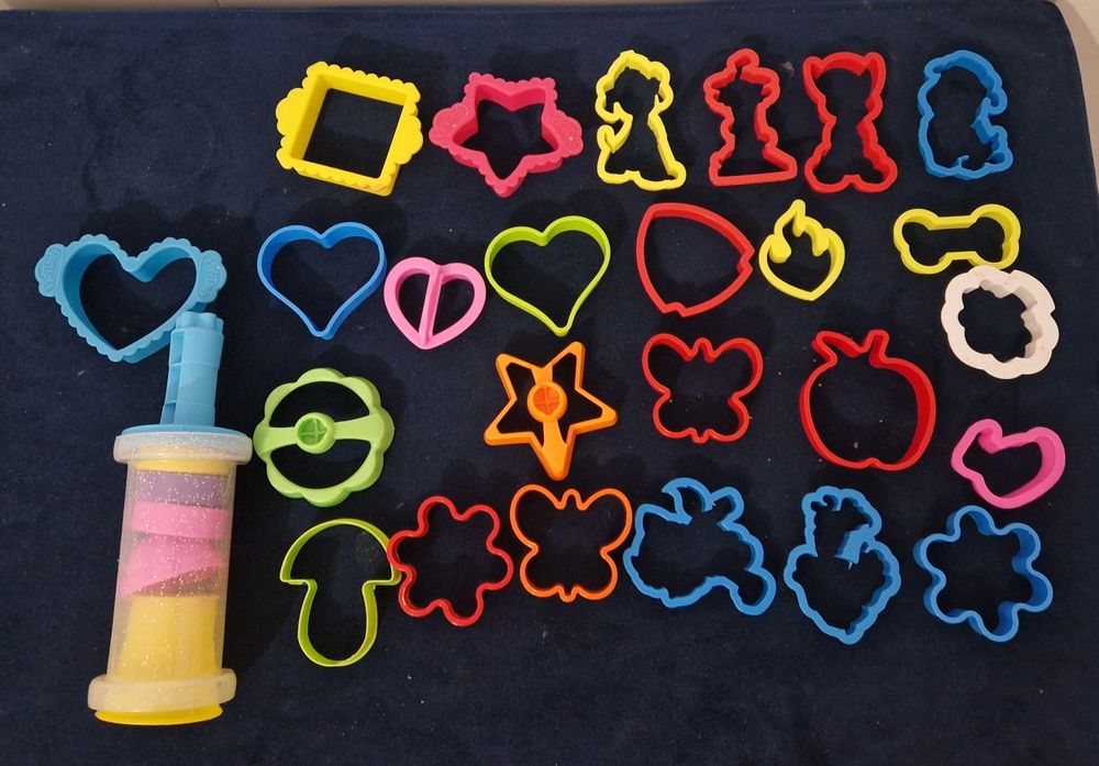 Zestawy PlayDoh dentysta,fryzjer i inne