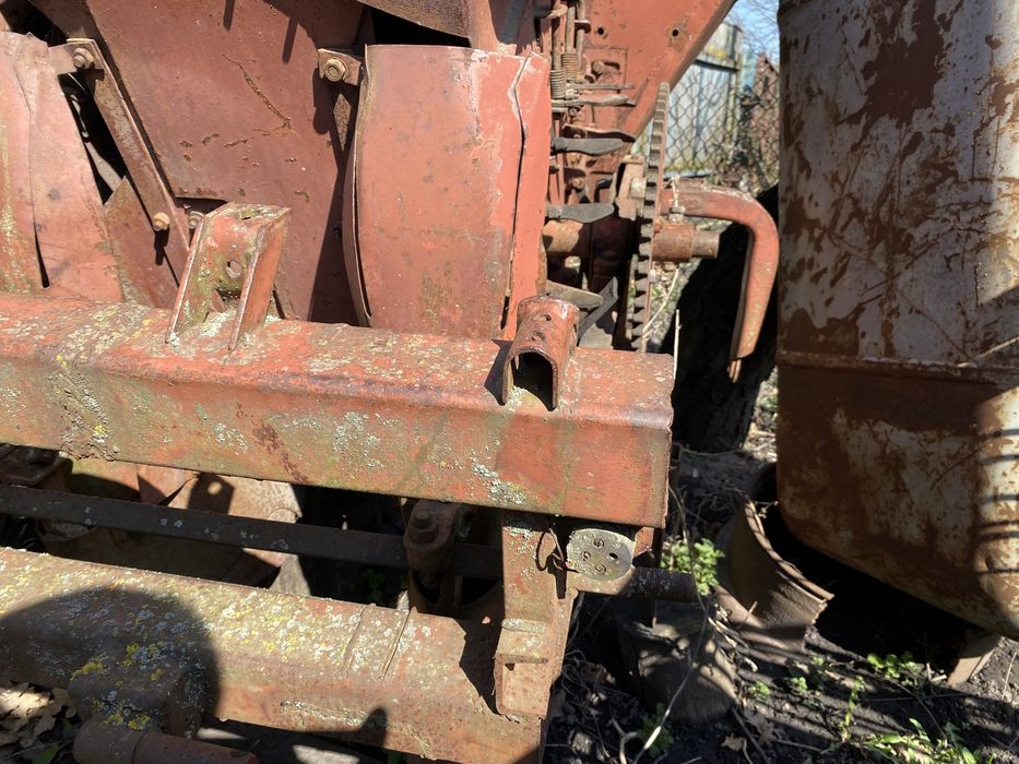 Картоплесаджалка трирядна навісна