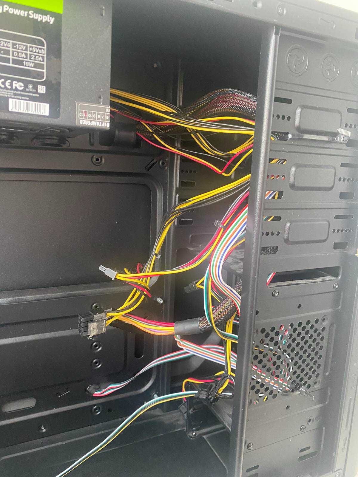 Системний блок. Корпус GAMEMAX MT515. З блоком живлення.