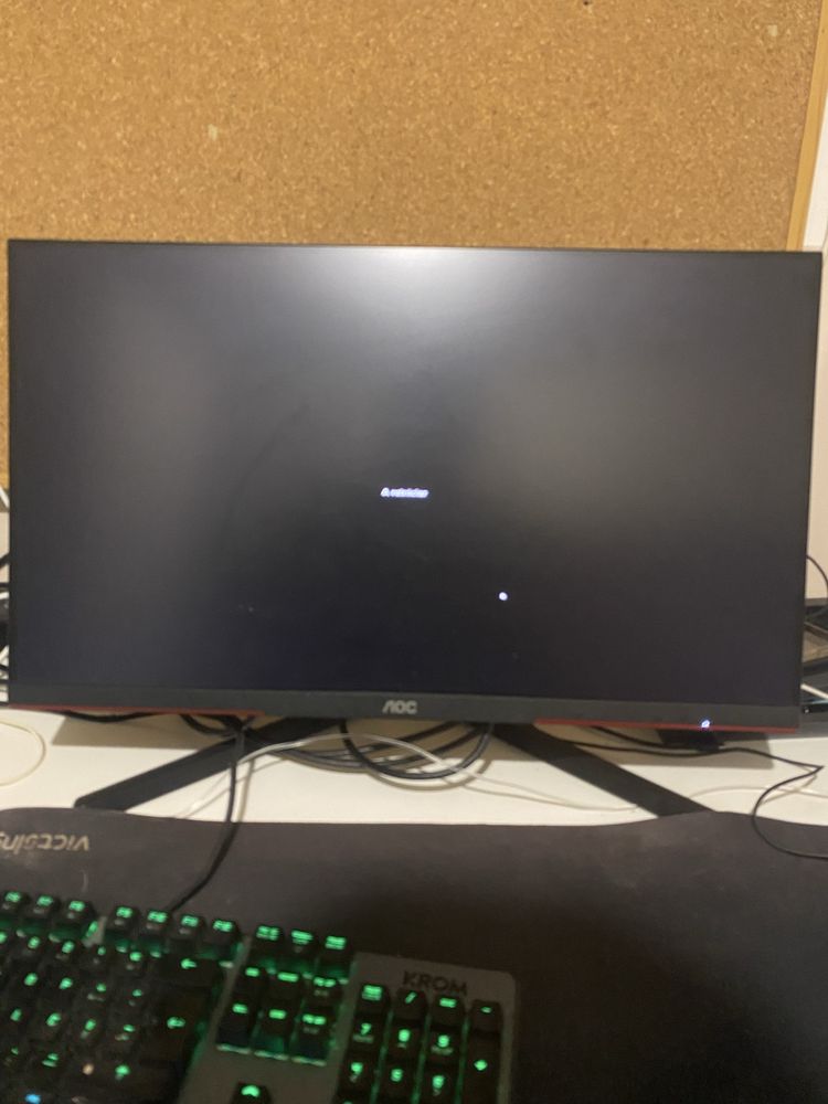 Monitor AOC 240 hz Novo