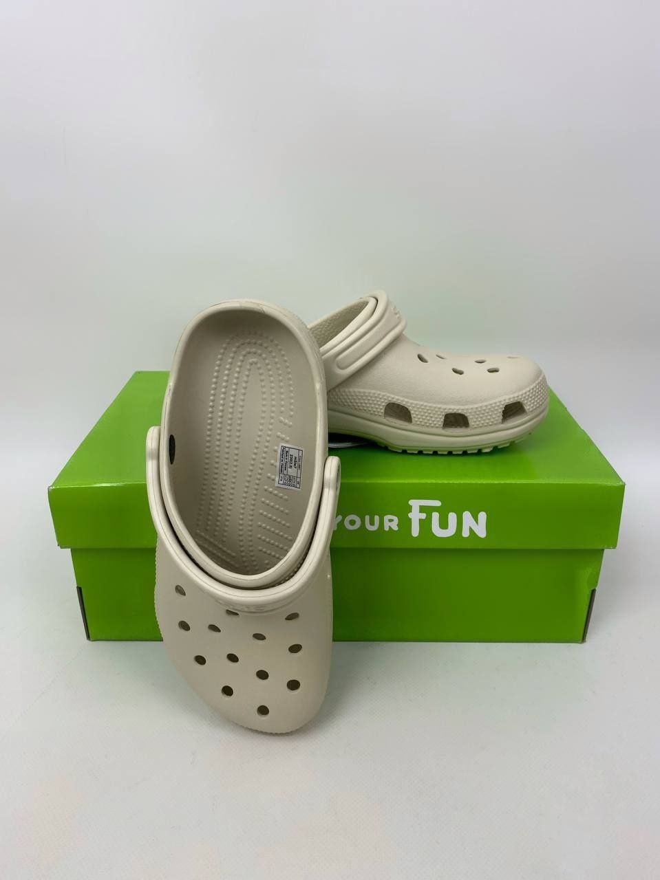 Класичні крокси Crocs Classic унісекс бежеві