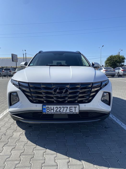 Продам семейный автомобиль