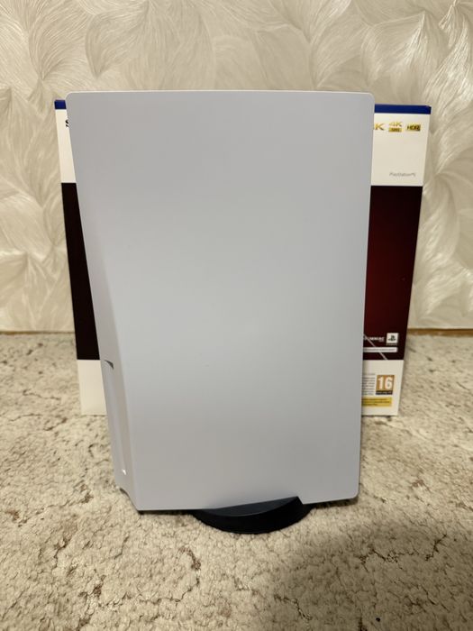 PlayStation 5 Fat (3-тя ревізія) в ідеалі + 6 топових ігор!