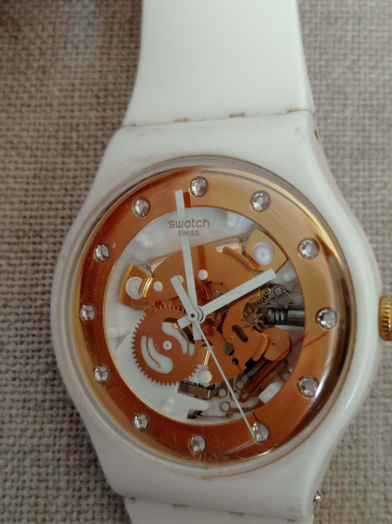 Часы женские Swatch