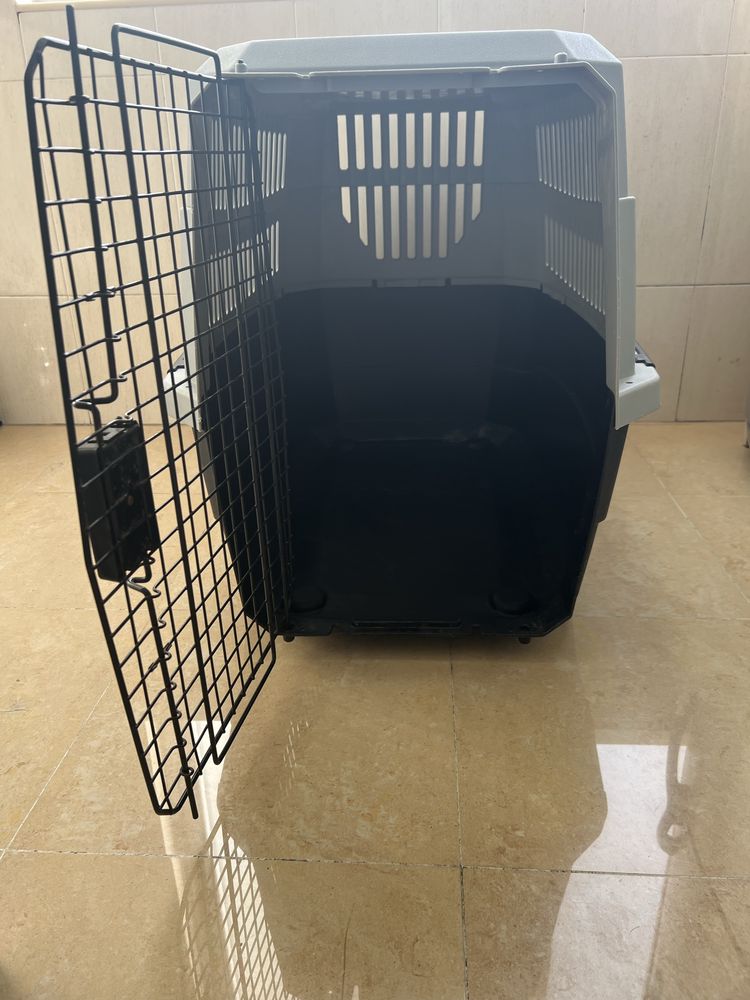 Caixa transportadora para Labrador ou Pastor Alemão