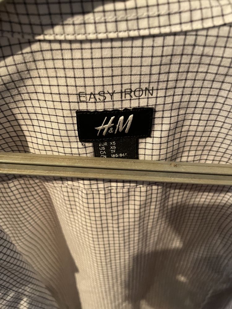 Camisas H&M, Zara e New Yorker